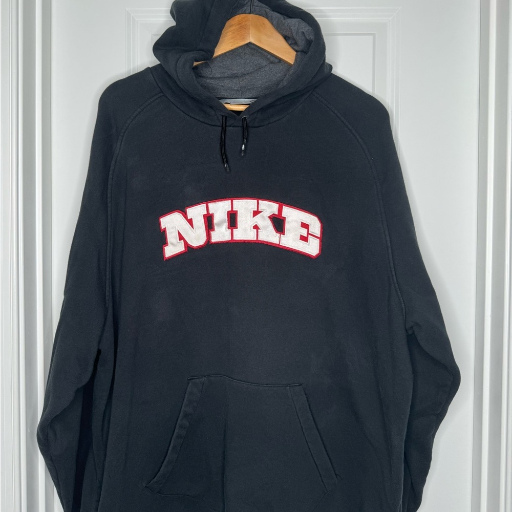 Vintage Black Nike Sweatshirt